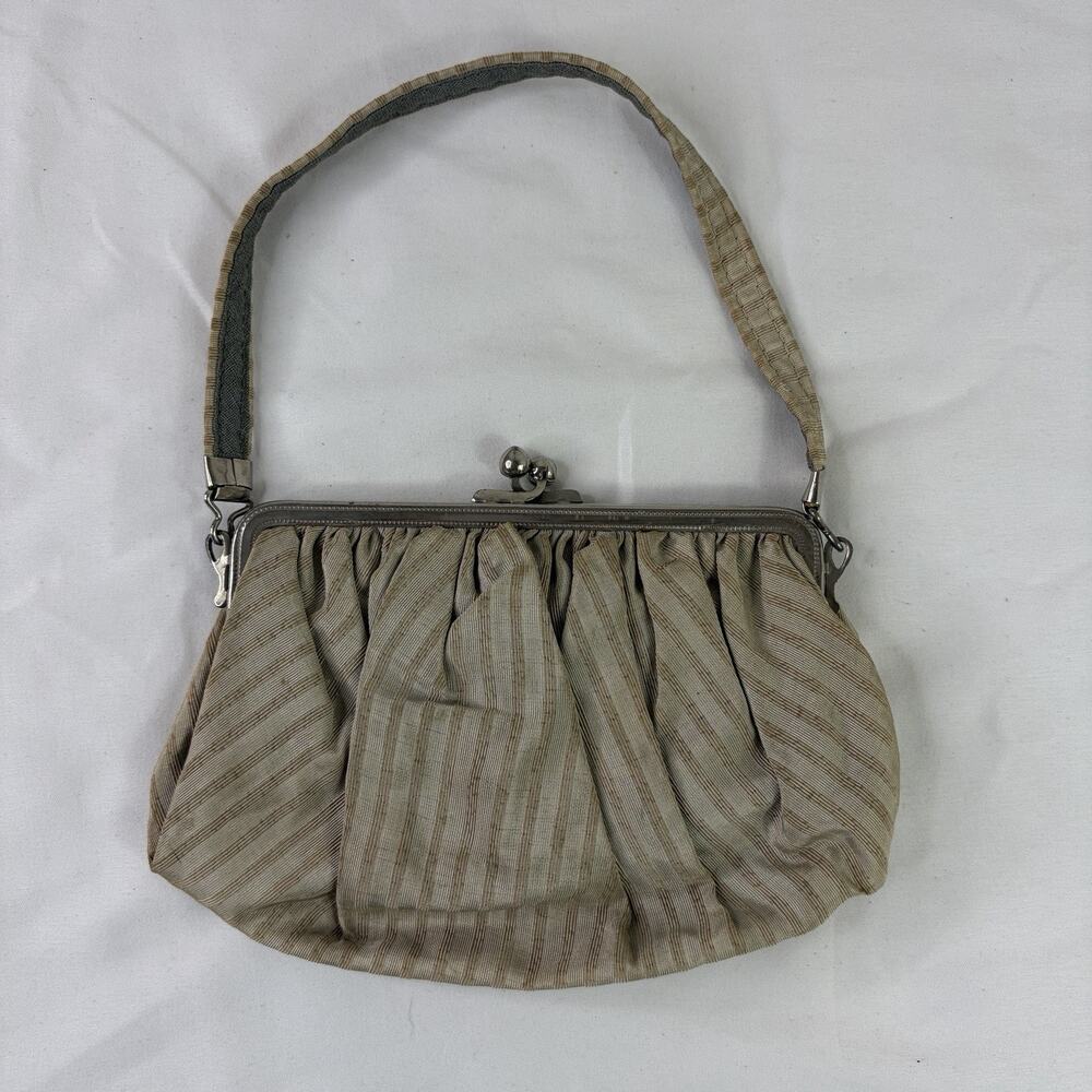 Vintage Unbranded Fabric kiss lock frame handbag with interior pouch and mirror